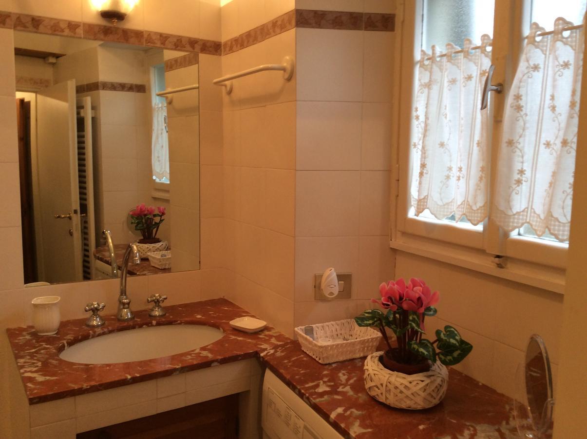 Casa Vacanze Amelia Φιέζολε Εξωτερικό φωτογραφία